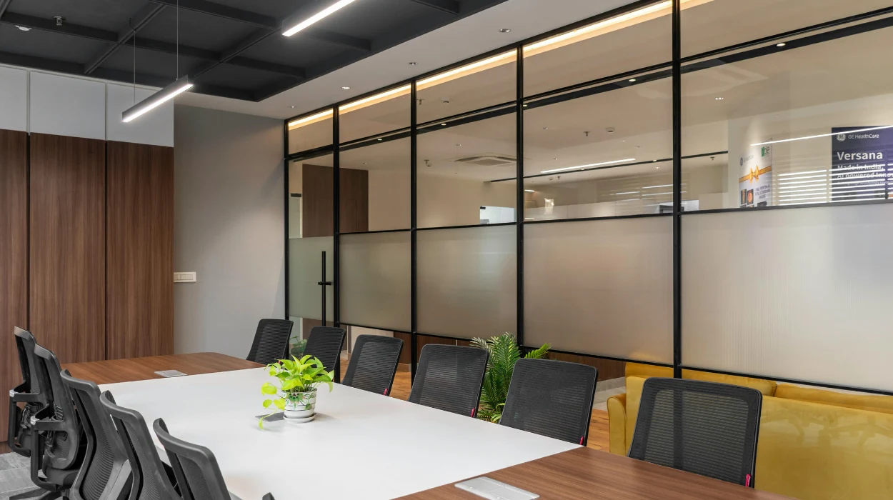 Why does my business benefit from flexible catering in meeting rooms in 2026