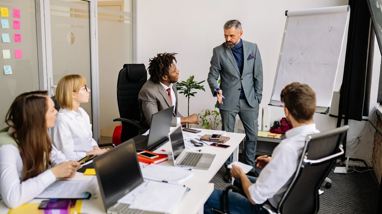 Why rent an hourly meeting room from From My Company in 2026