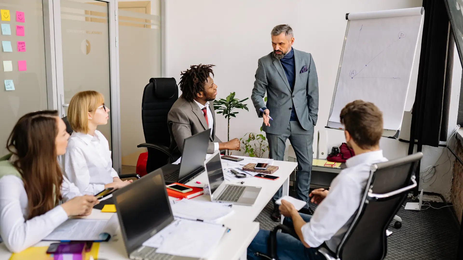 How to Use Professional Meeting Rooms to Impress Your New Business Prospects in 2026