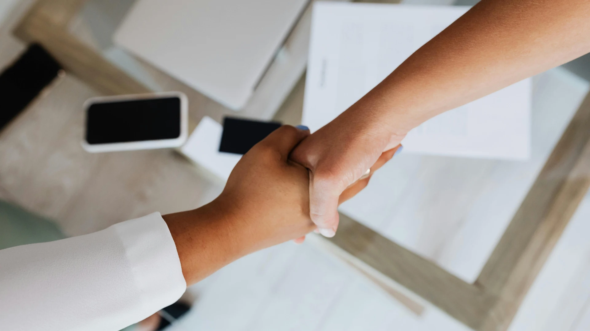 The Connection Between a Professional Workspace and Successful Business Partnership Outcomes Today in 2026
