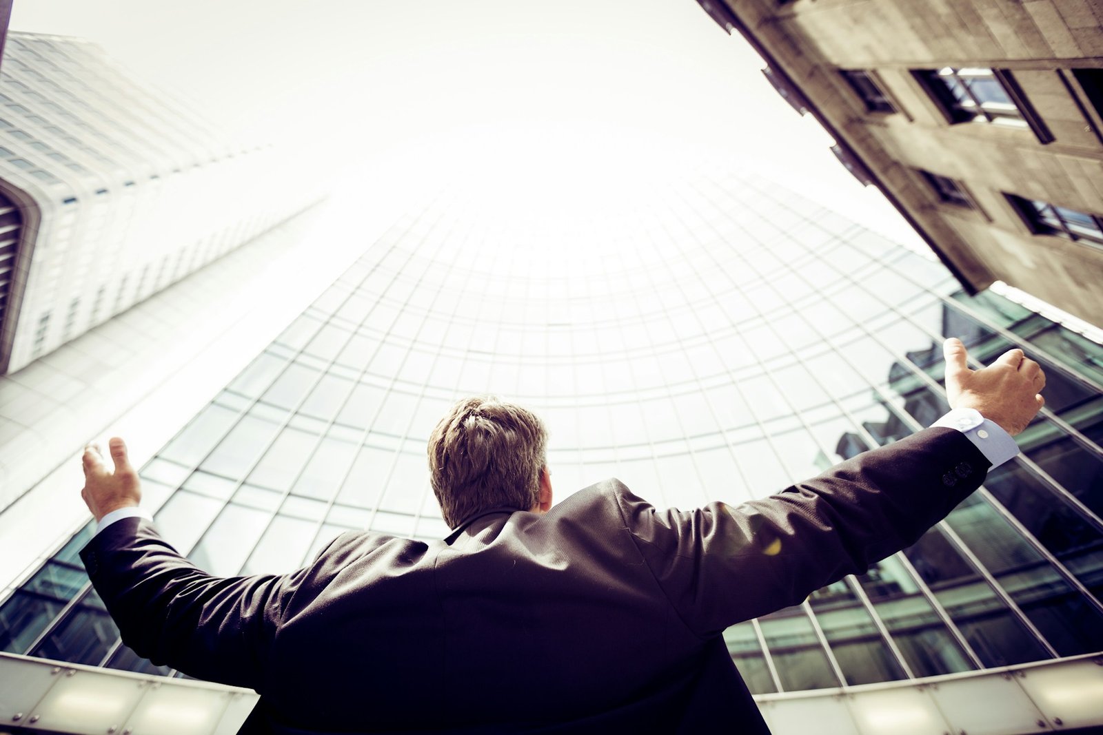 UK Company Formation for Non-Residents with a Bank Account: All-in-One Setup