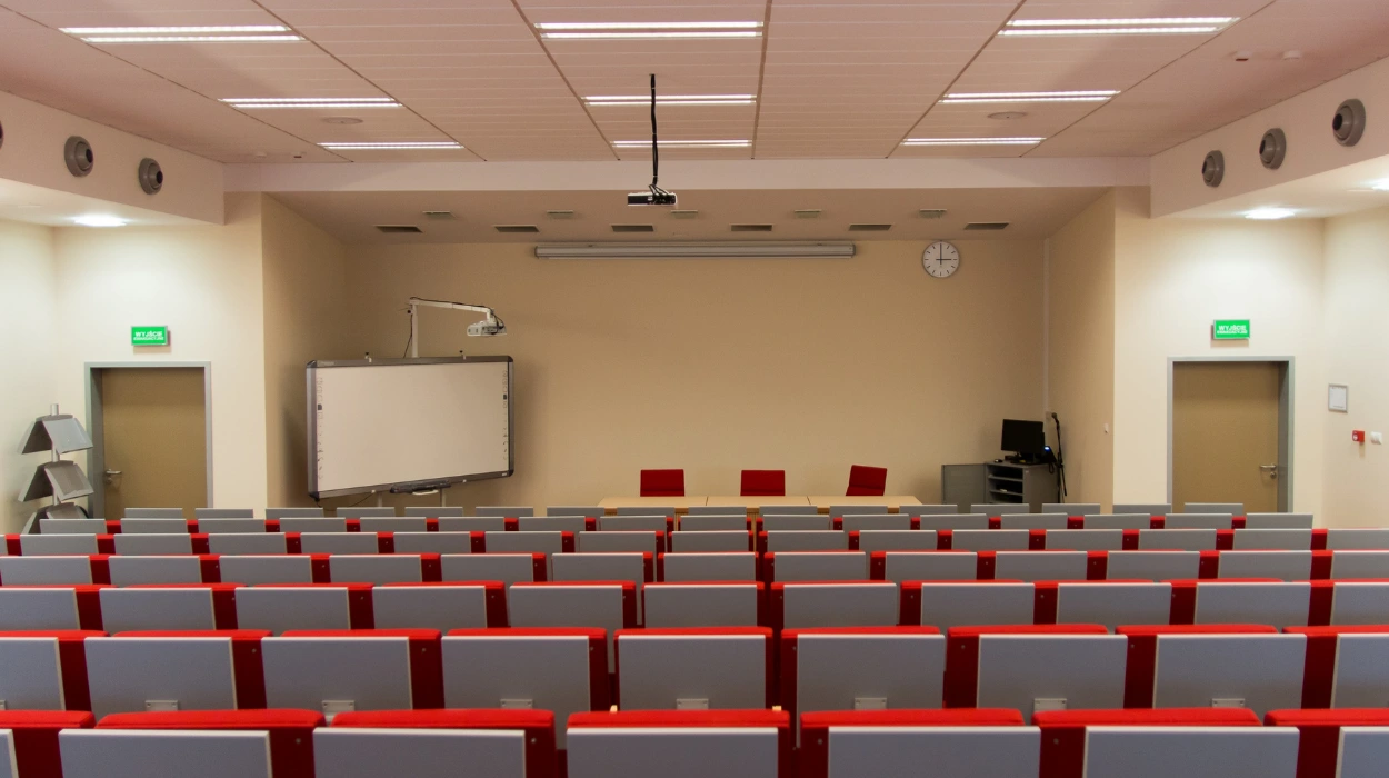Why Are Centralised Training Rooms Ideal for Multi-Branch in 2026