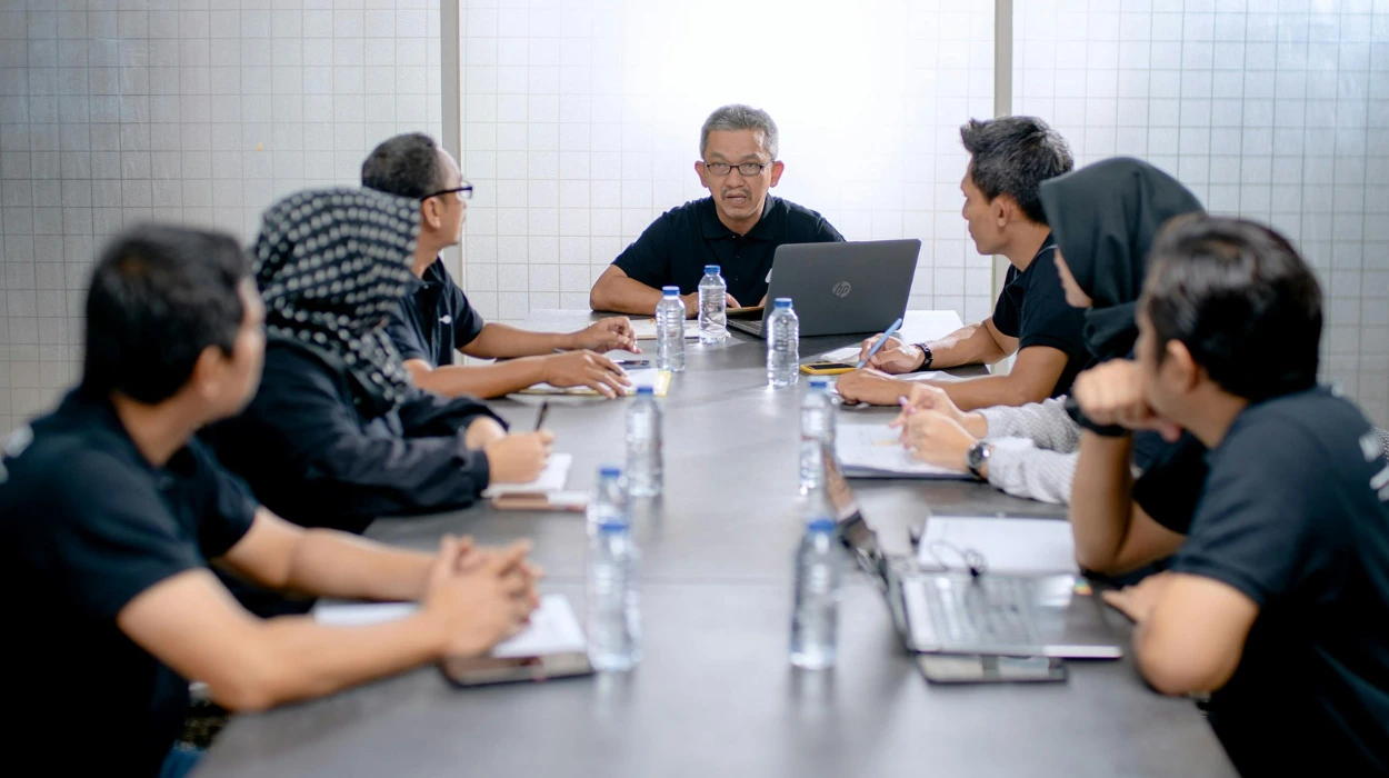 Book Conference Rooms With Refreshments at Form My Company in 2026