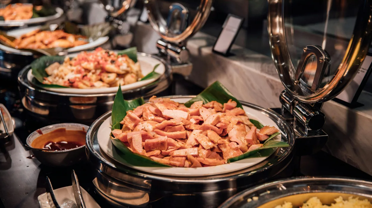 Buffet vs Plated Service for Business Conferences Compared in 2026