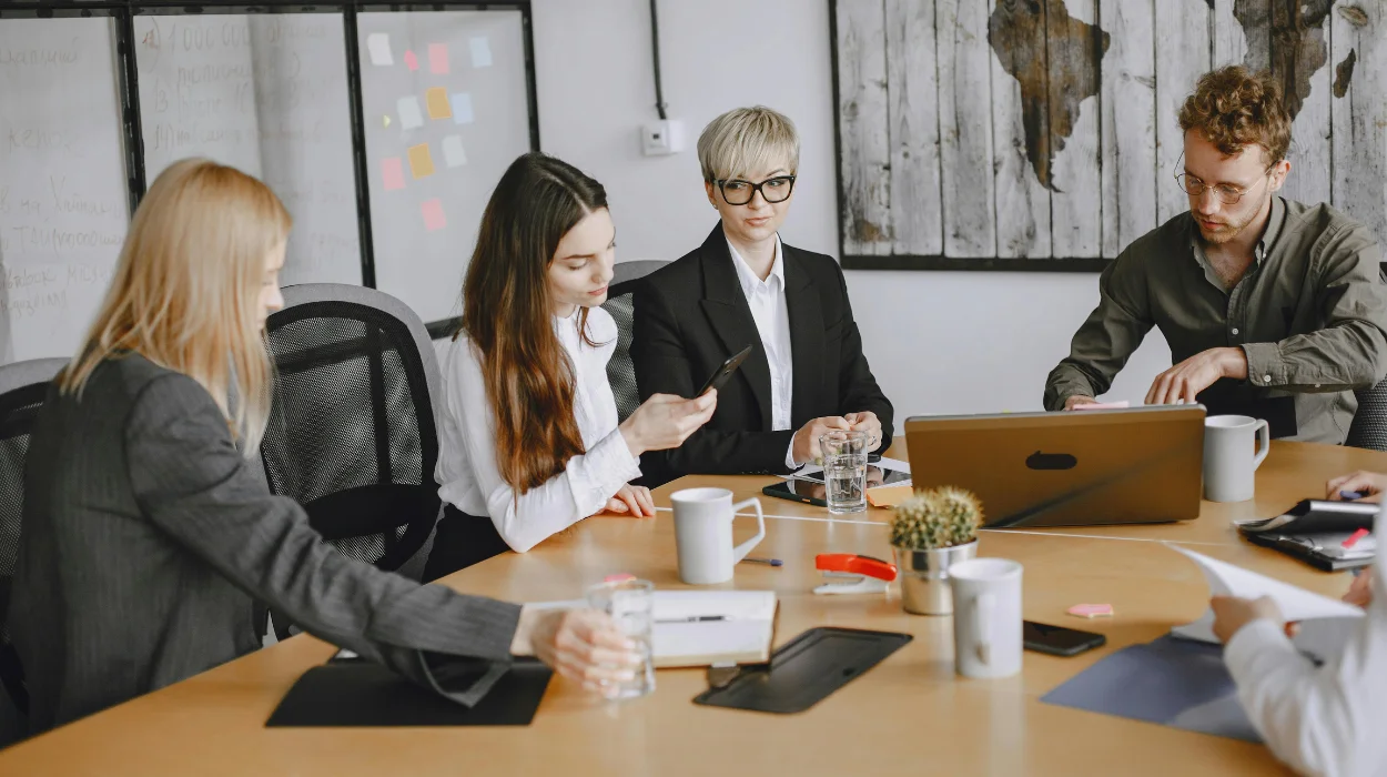 How Do Meal Breaks Affect Delegate Focus During Long Meetings in 2026