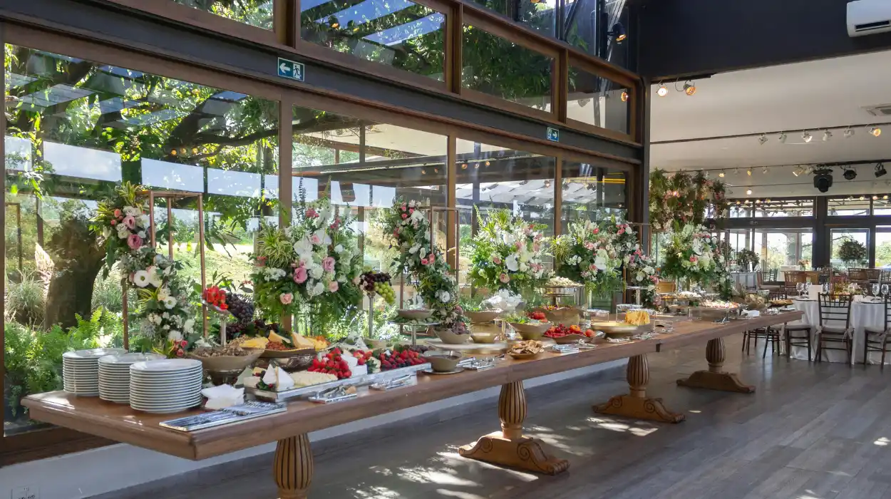 In-House vs External Catering for Corporate Events Which Wins in 2026