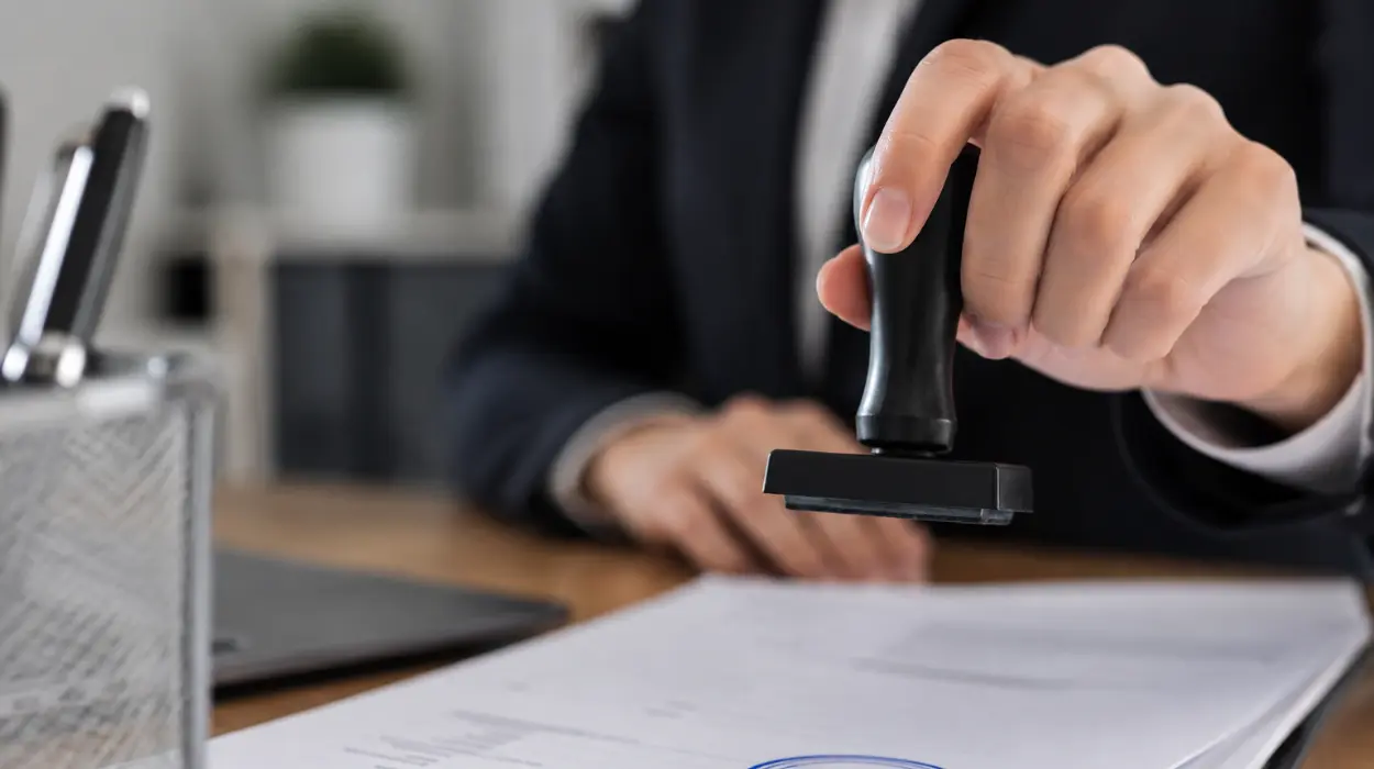 What Details to Put on Your Company Stamp for Compliance in 2026?